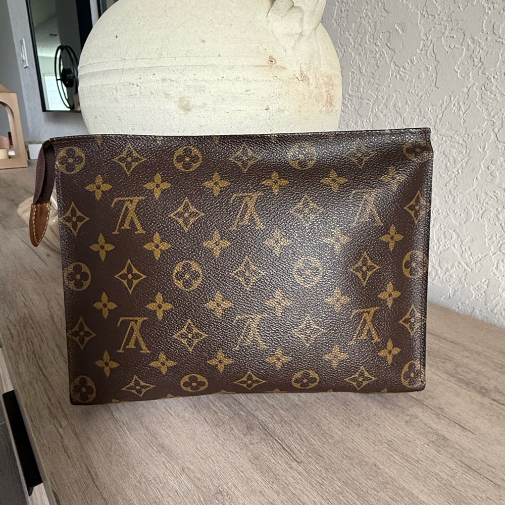 VINTAGE Louis Vuitton Monogram Canvas Toiletry Pouch